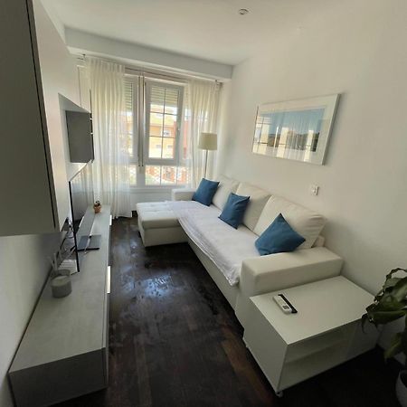 Apartamento 4 Home Suites Almería Buitenkant foto